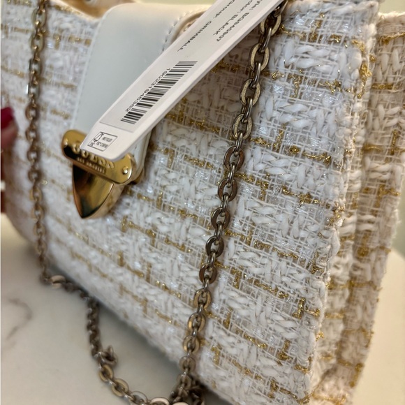 GUESS Cream Tweed Top-Handle Chain Satchel 7.5 by 8 inches Pretty cute - Picture 11 of 14